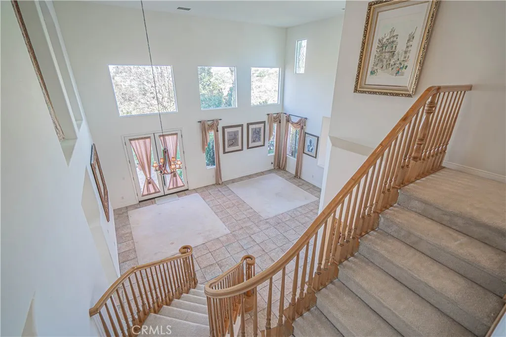 22440 Skylake Place, Saugus, California 91390 home-pic-24