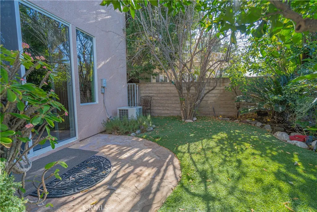 22440 Skylake Place, Saugus, California 91390 home-pic-37