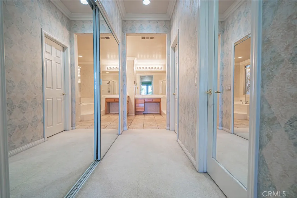 22440 Skylake Place, Saugus, California 91390 home-pic-20