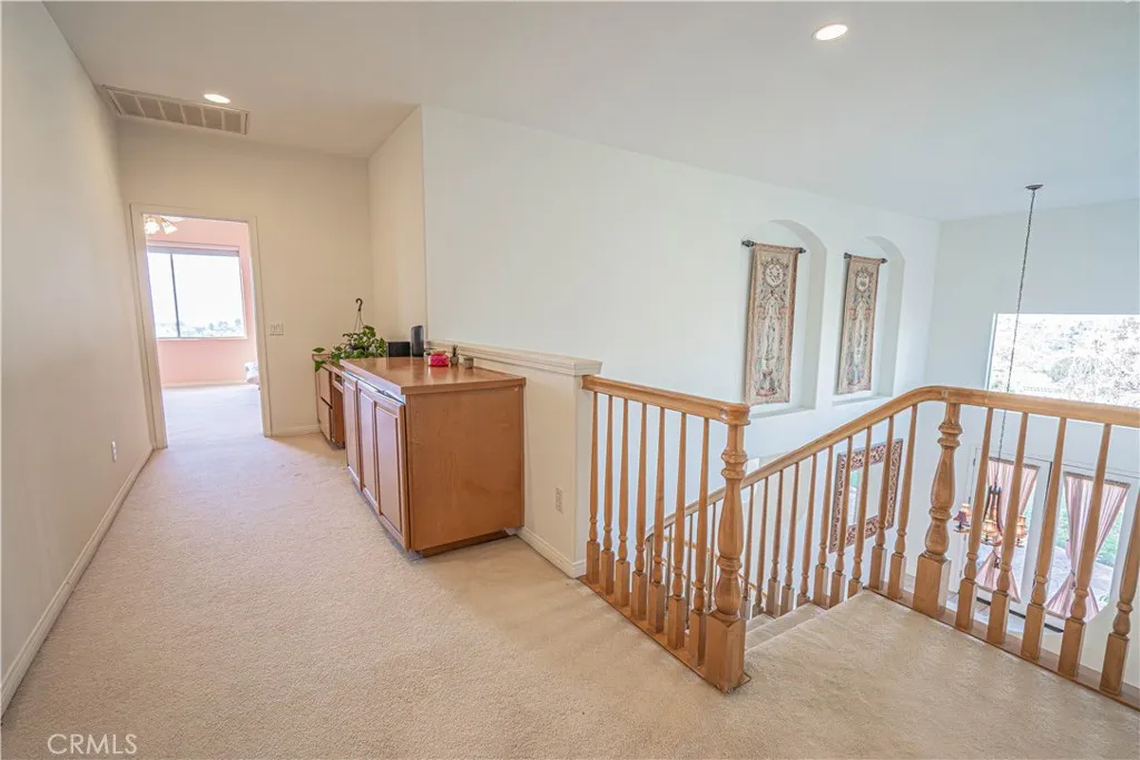 22440 Skylake Place, Saugus, California 91390 home-pic-25