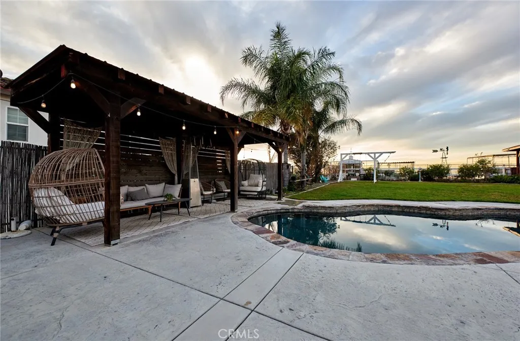 3070 Crestview Drive, Norco, California 92860 home-pic-26