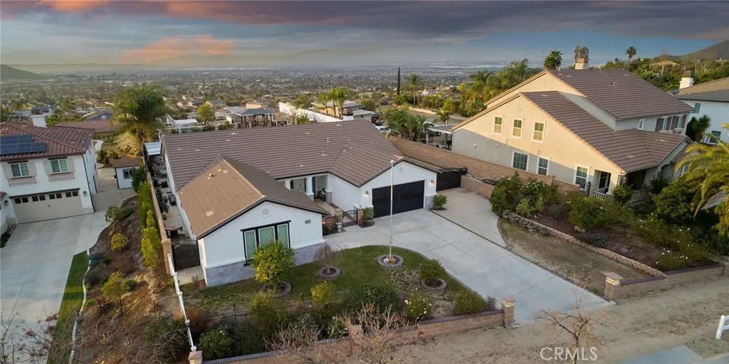 3070 Crestview Drive, Norco, California 92860 home-pic-3