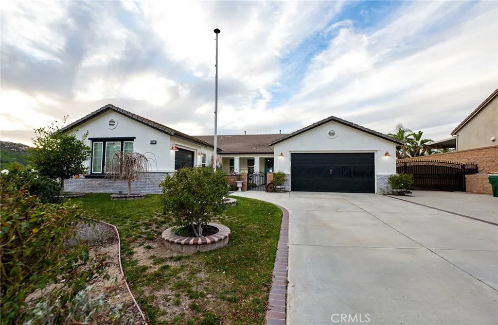 3070 Crestview Drive, Norco, California 92860 home-pic-54