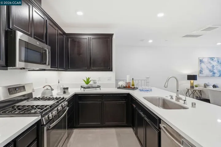 5862 Cadence Ave, Dublin, California 94568