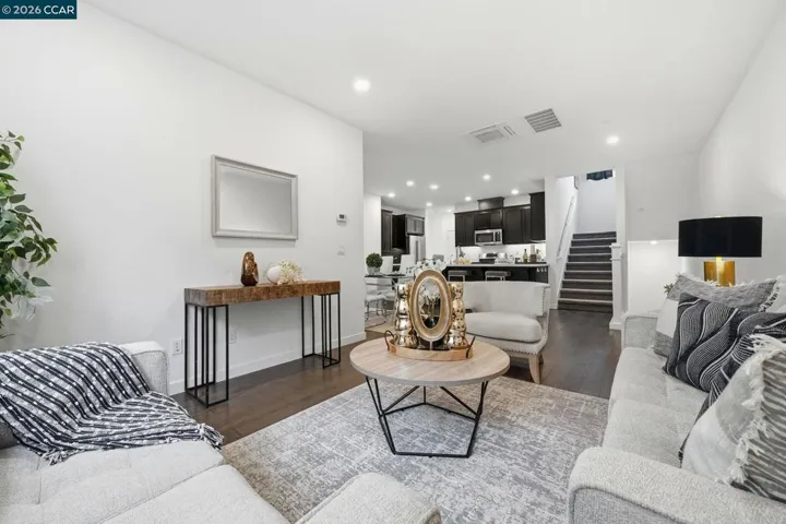 5862 Cadence Ave, Dublin, California 94568