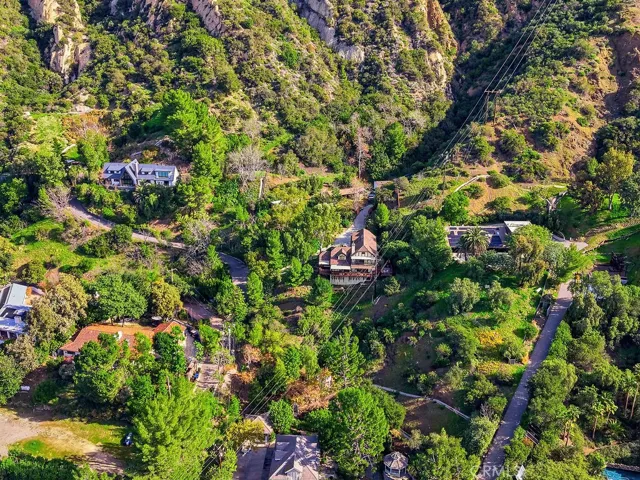 24300 Sylvan Glen, Calabasas, California 91302