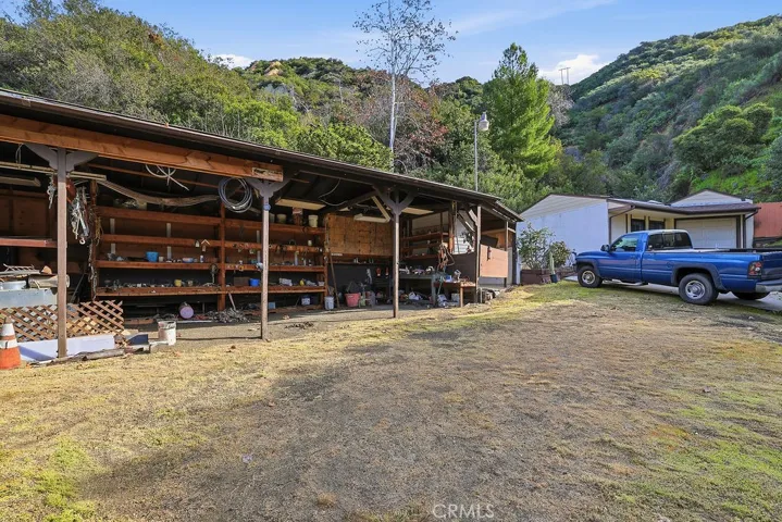 24300 Sylvan Glen, Calabasas, California 91302