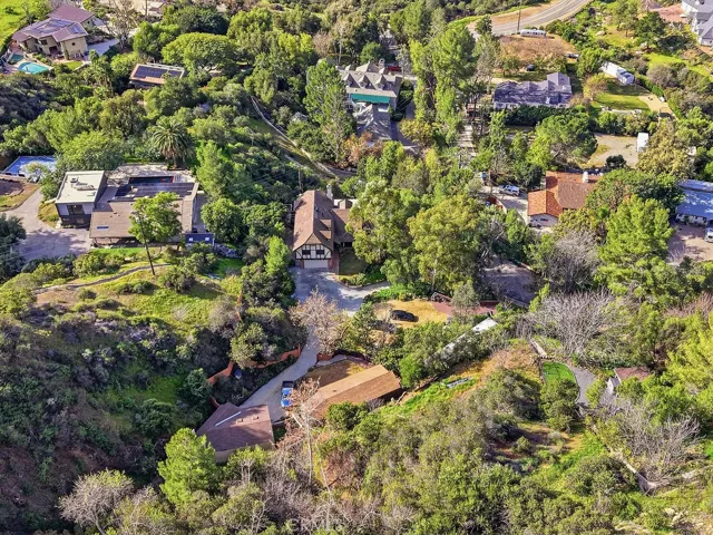 24300 Sylvan Glen, Calabasas, California 91302