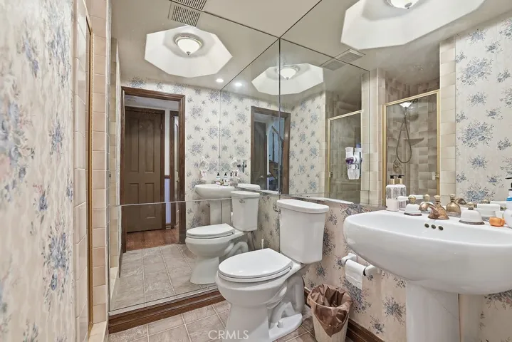 24300 Sylvan Glen, Calabasas, California 91302
