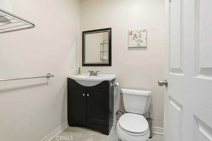 24300 Sylvan Glen, Calabasas, California 91302