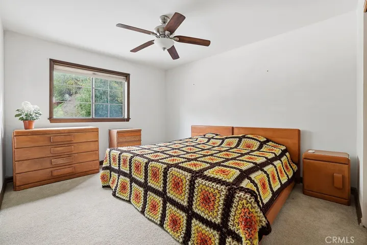 24300 Sylvan Glen, Calabasas, California 91302