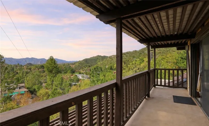 24300 Sylvan Glen, Calabasas, California 91302