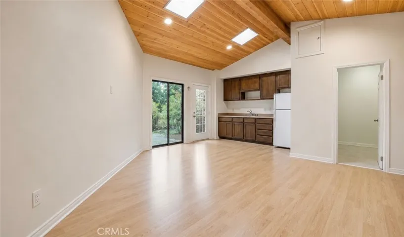 24300 Sylvan Glen, Calabasas, California 91302