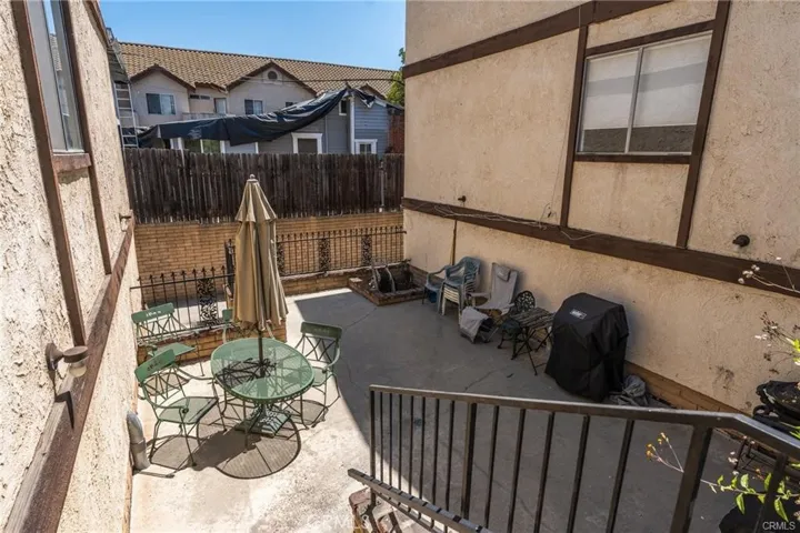 Common area and courtyard