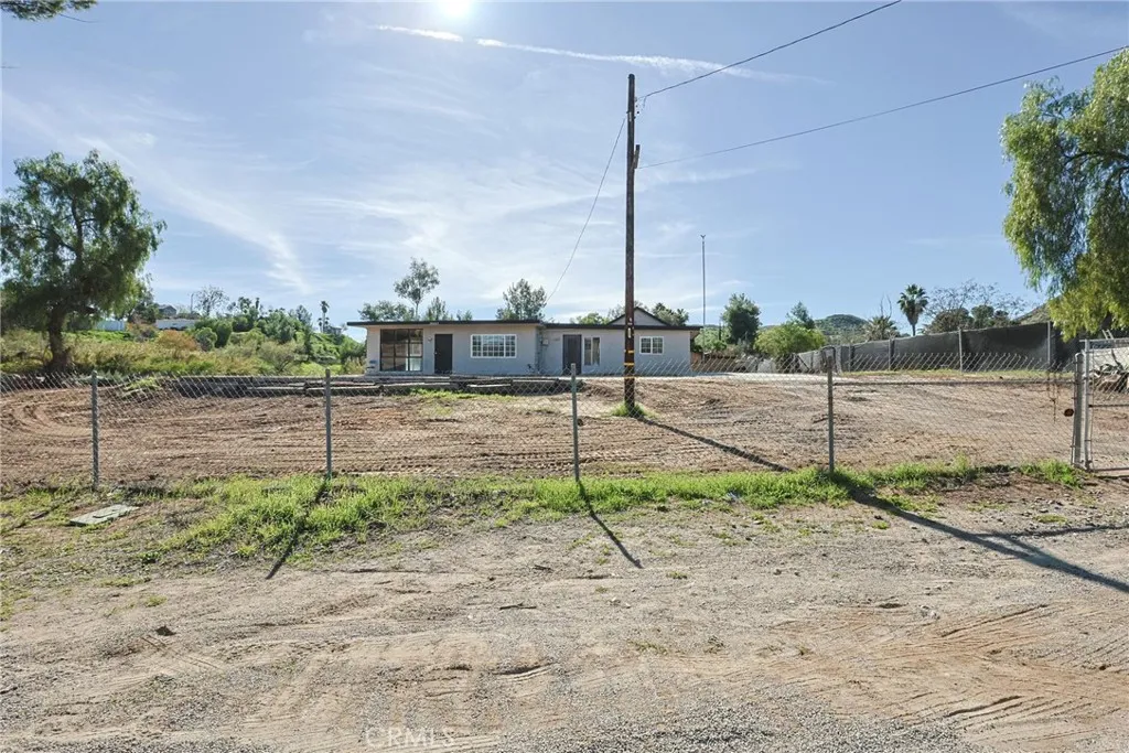 20263 Telford, Perris, California 92570 home-pic-60