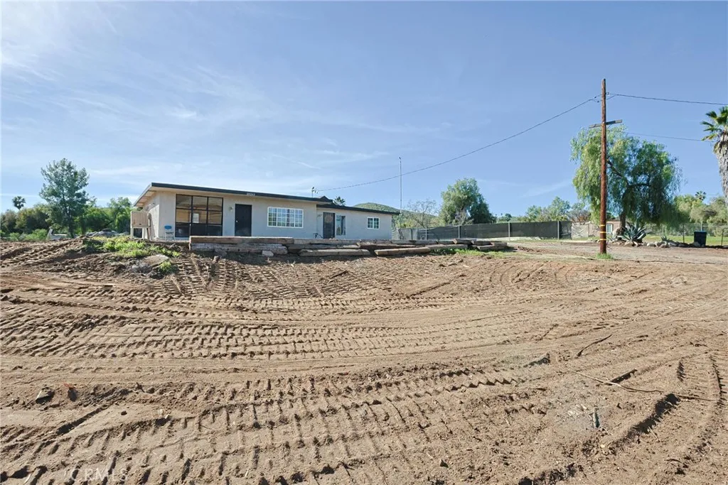 20263 Telford, Perris, California 92570 home-pic-2