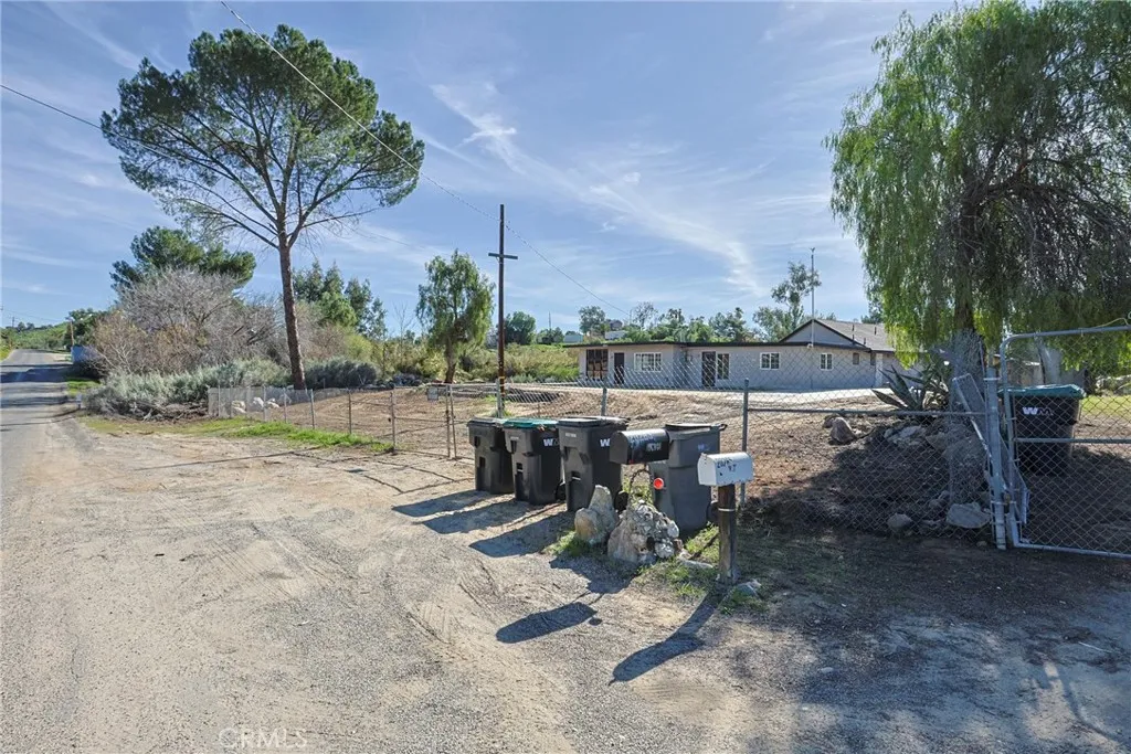 20263 Telford, Perris, California 92570 home-pic-57