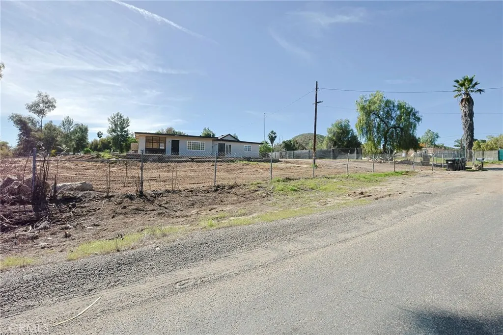 20263 Telford, Perris, California 92570 home-pic-61
