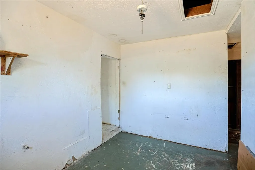 20263 Telford, Perris, California 92570 home-pic-32