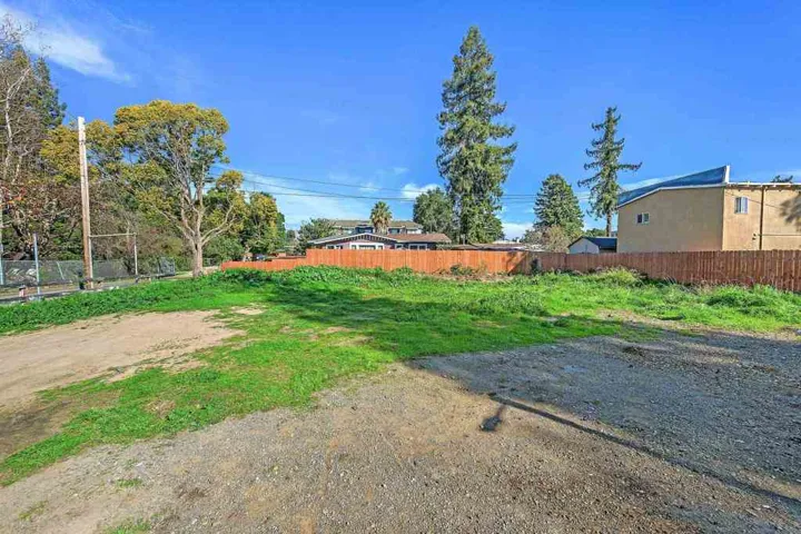 Right side middle of lot