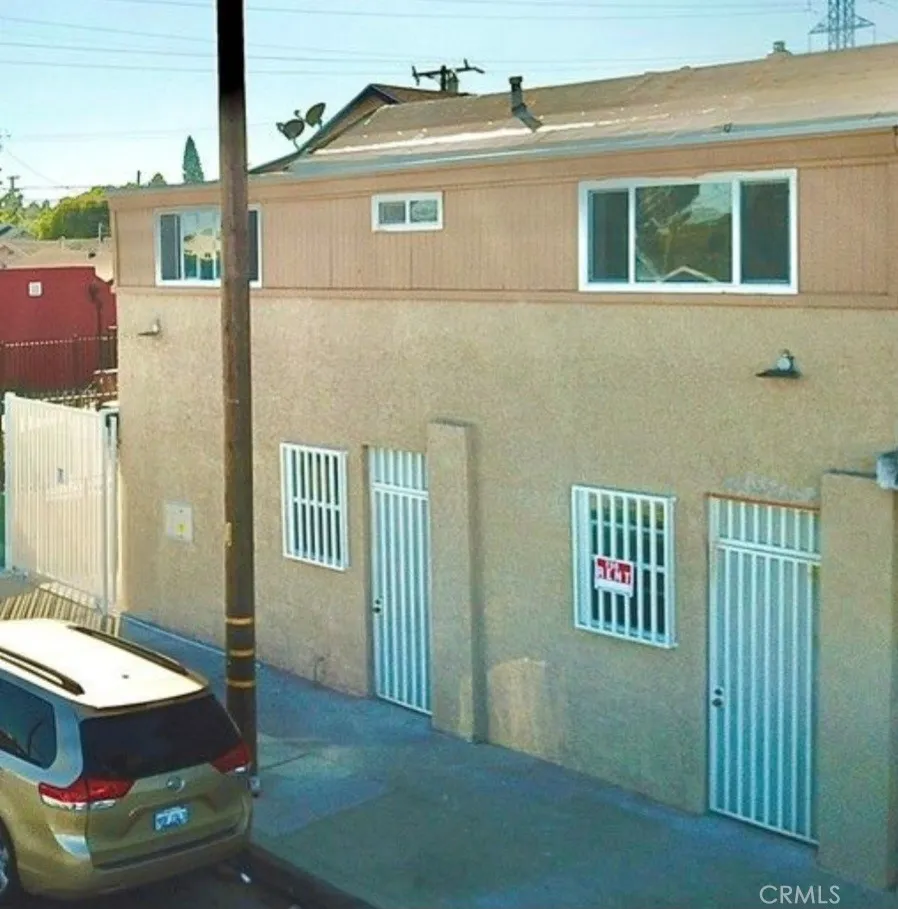 9705 S Normandie, Los Angeles, California 90044 home-pic-5