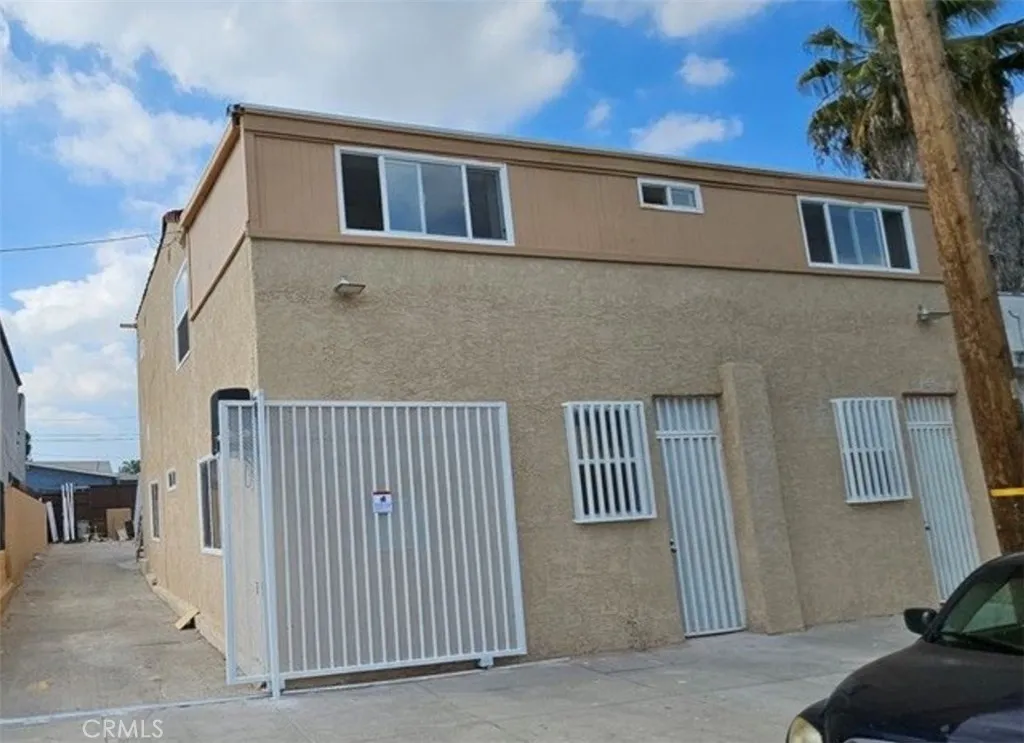9705 S Normandie, Los Angeles, California 90044 home-pic-1