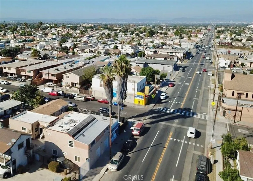 9705 S Normandie, Los Angeles, California 90044 home-pic-7