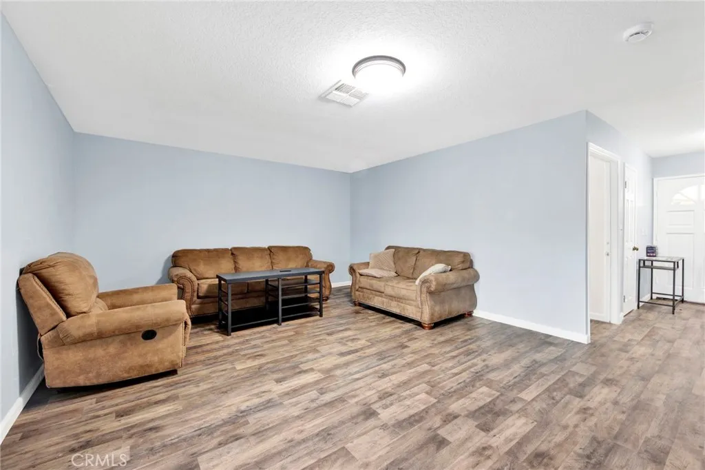 31511 Indian Oak Road, Acton, California 93510 home-pic-4