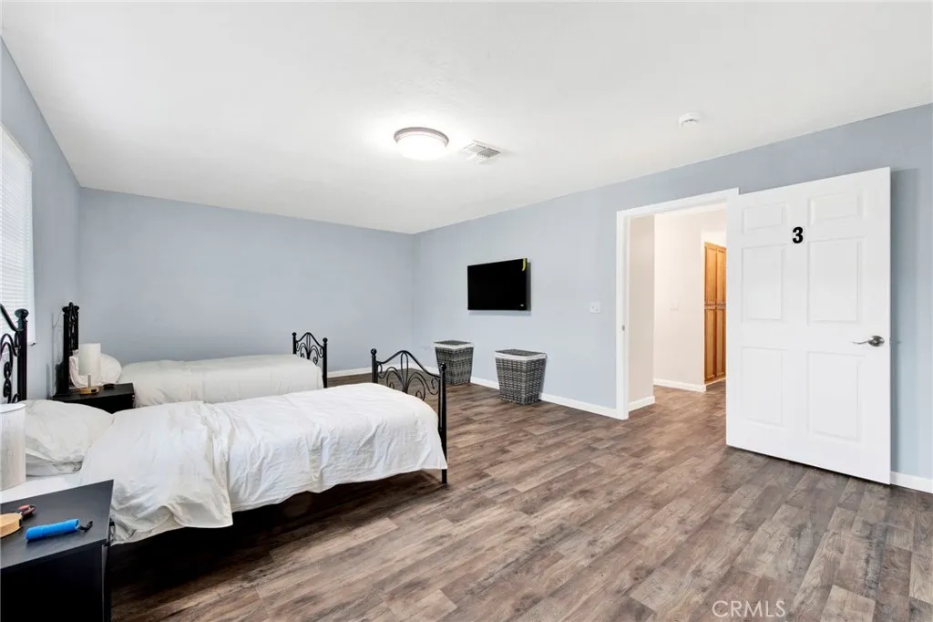 31511 Indian Oak Road, Acton, California 93510 home-pic-17