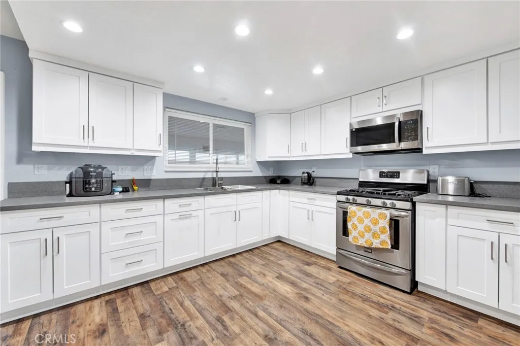 31511 Indian Oak Road, Acton, California 93510 home-pic-7