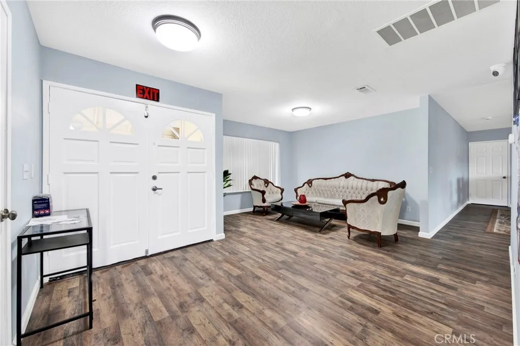31511 Indian Oak Road, Acton, California 93510 home-pic-3
