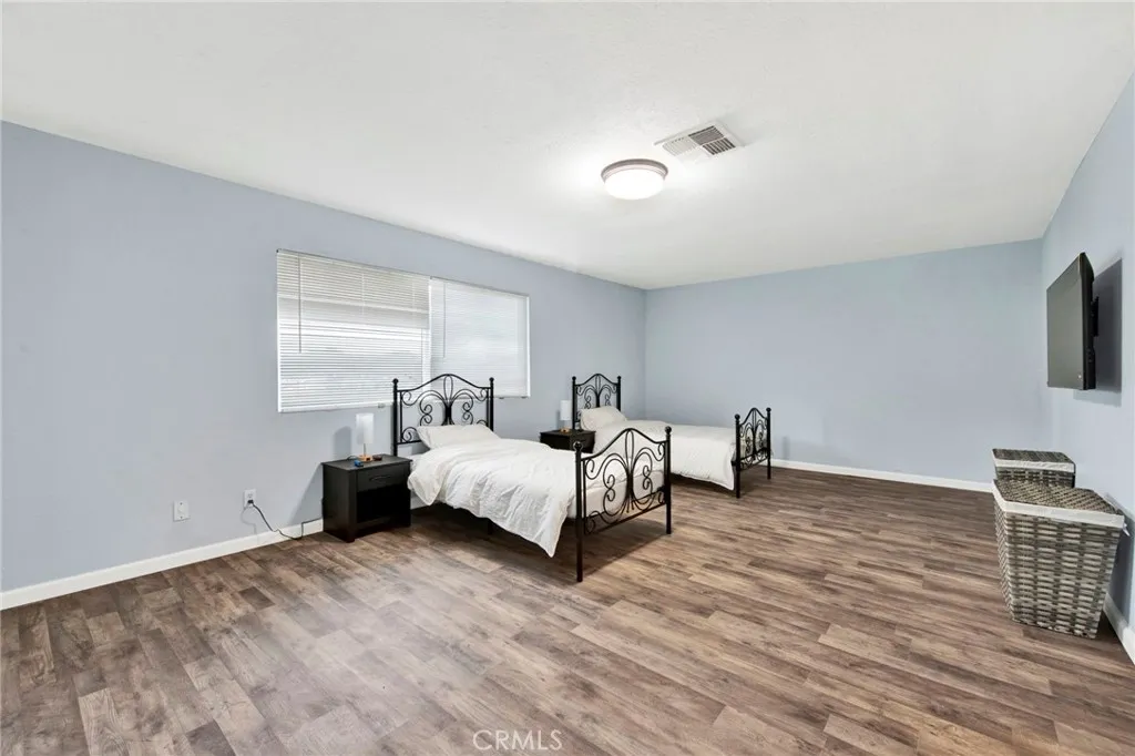 31511 Indian Oak Road, Acton, California 93510 home-pic-16