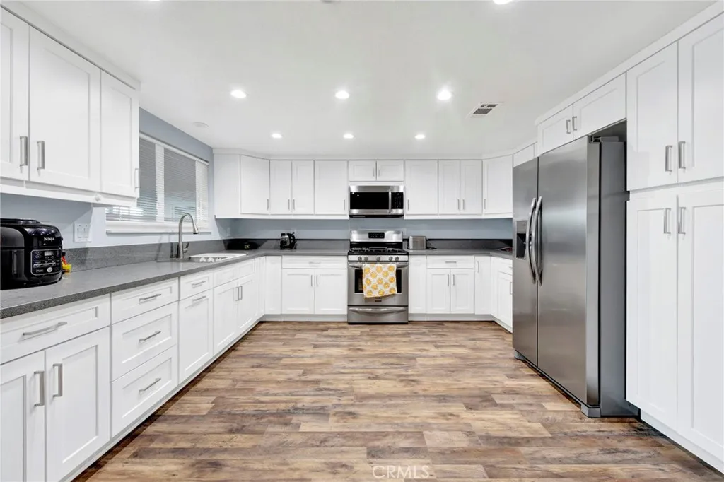 31511 Indian Oak Road, Acton, California 93510 home-pic-6