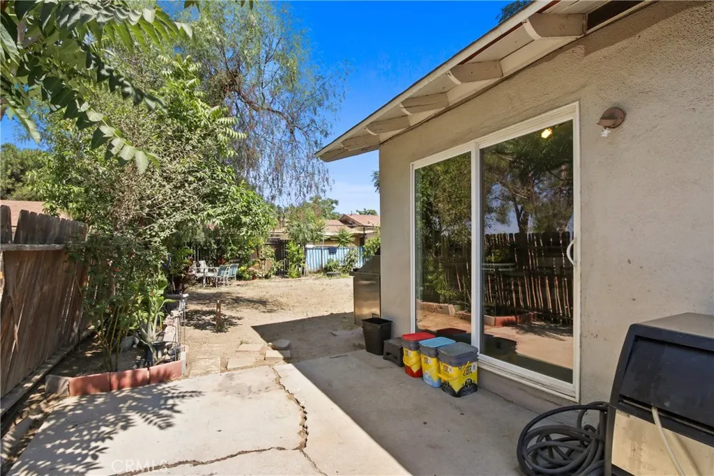 563 W Main, San Jacinto, California 92583 home-pic-19