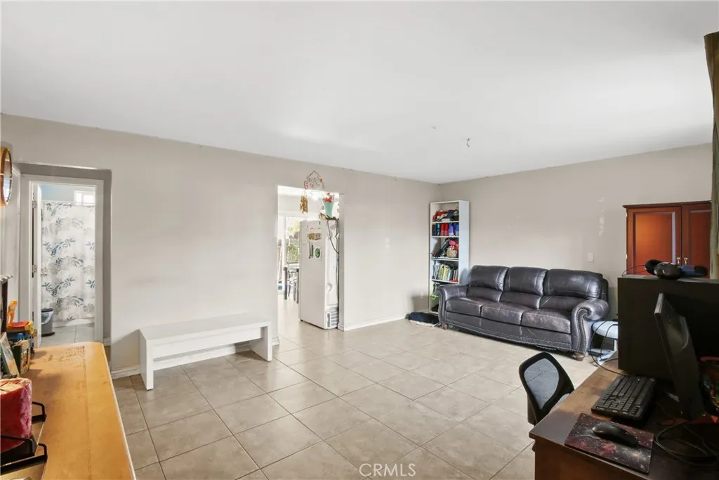 563 W Main, San Jacinto, California 92583 home-pic-10