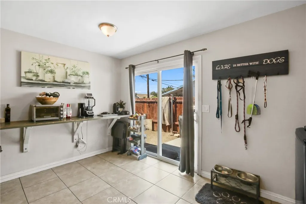 563 W Main, San Jacinto, California 92583 home-pic-6