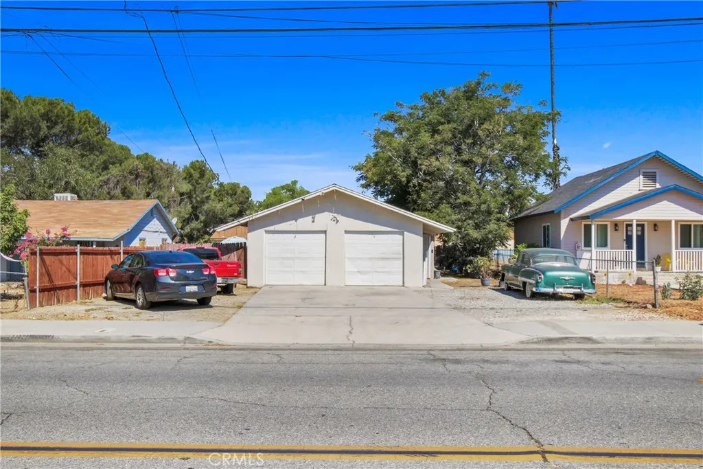 563 W Main, San Jacinto, California 92583 home-pic-1