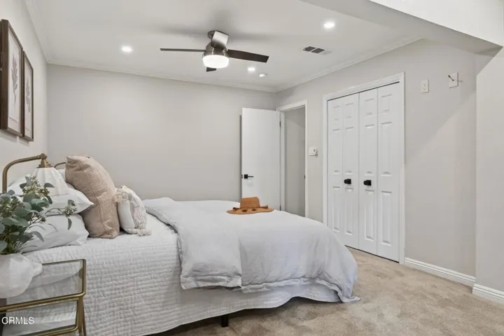 44-web-or-mls-UpmarketMedia_75Neish-130