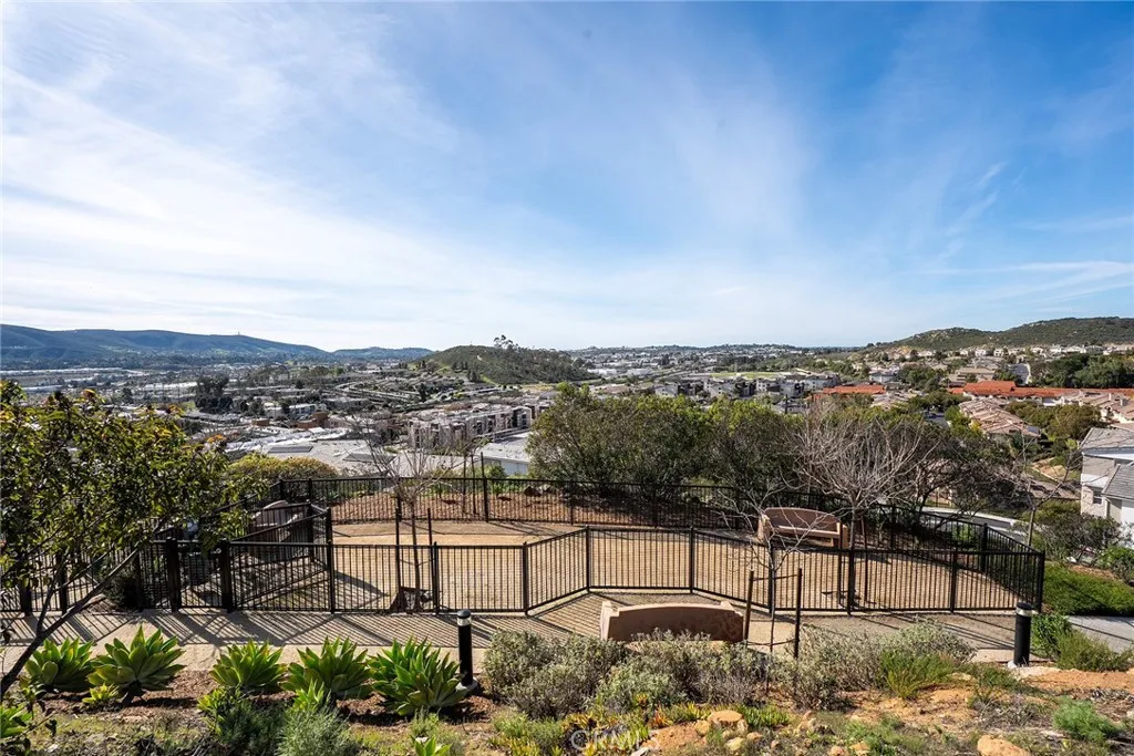 371 Fitzpatrick Rd 102, San Marcos, California 92069 home-pic-36