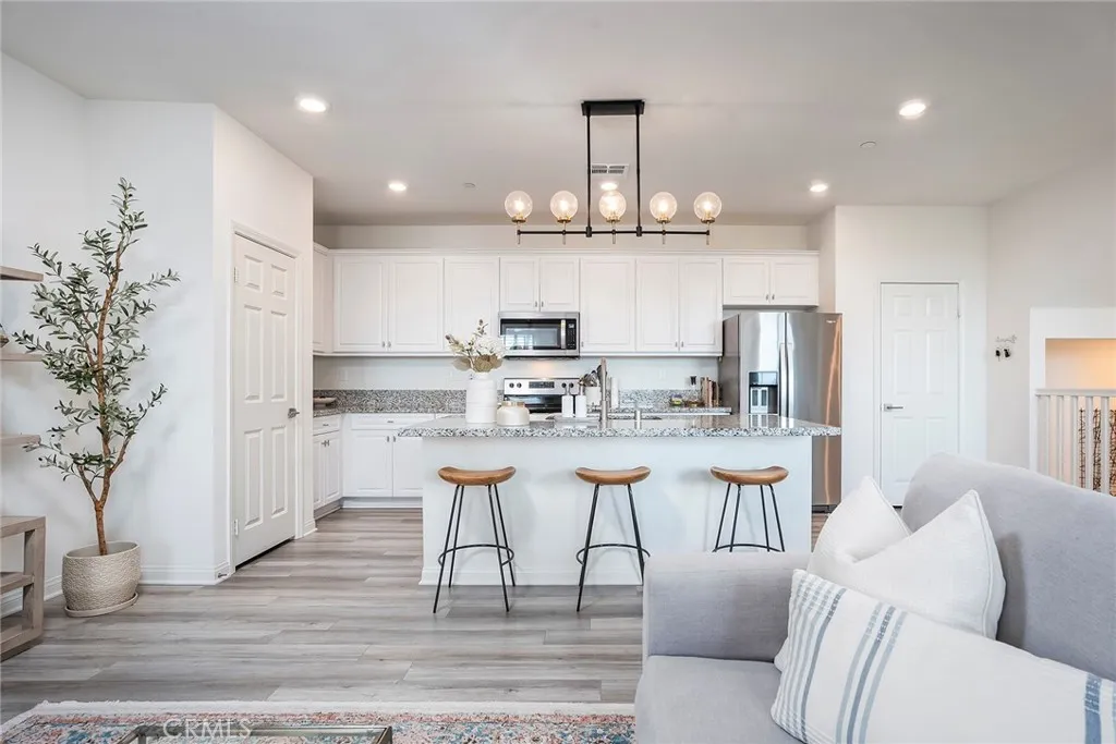 371 Fitzpatrick Rd 102, San Marcos, California 92069 home-pic-9