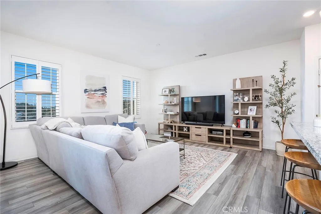 371 Fitzpatrick Rd 102, San Marcos, California 92069 home-pic-4