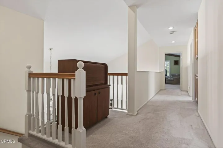 48-web-or-mls-UpmarketMedia_1419oak-163