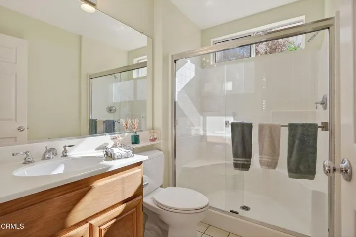 51-web-or-mls-UpmarketMedia_1419oak-067