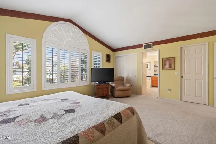 33-web-or-mls-UpmarketMedia_1419oak-118