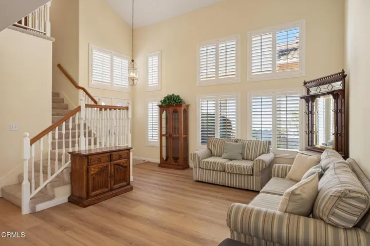 11-web-or-mls-UpmarketMedia_1419oak-007