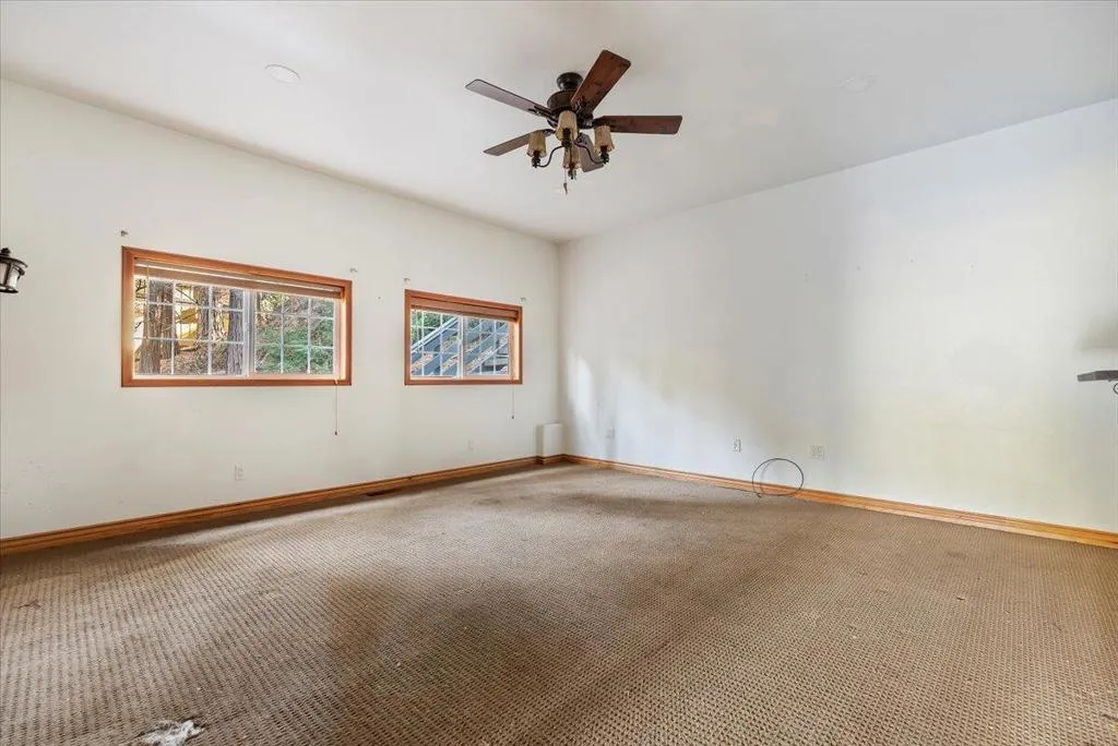 810 Oakmont Lane, Lake Arrowhead, California 92352 home-pic-21