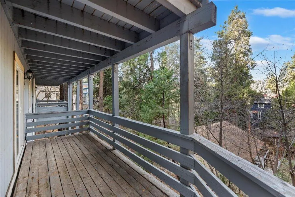 810 Oakmont Lane, Lake Arrowhead, California 92352 home-pic-29