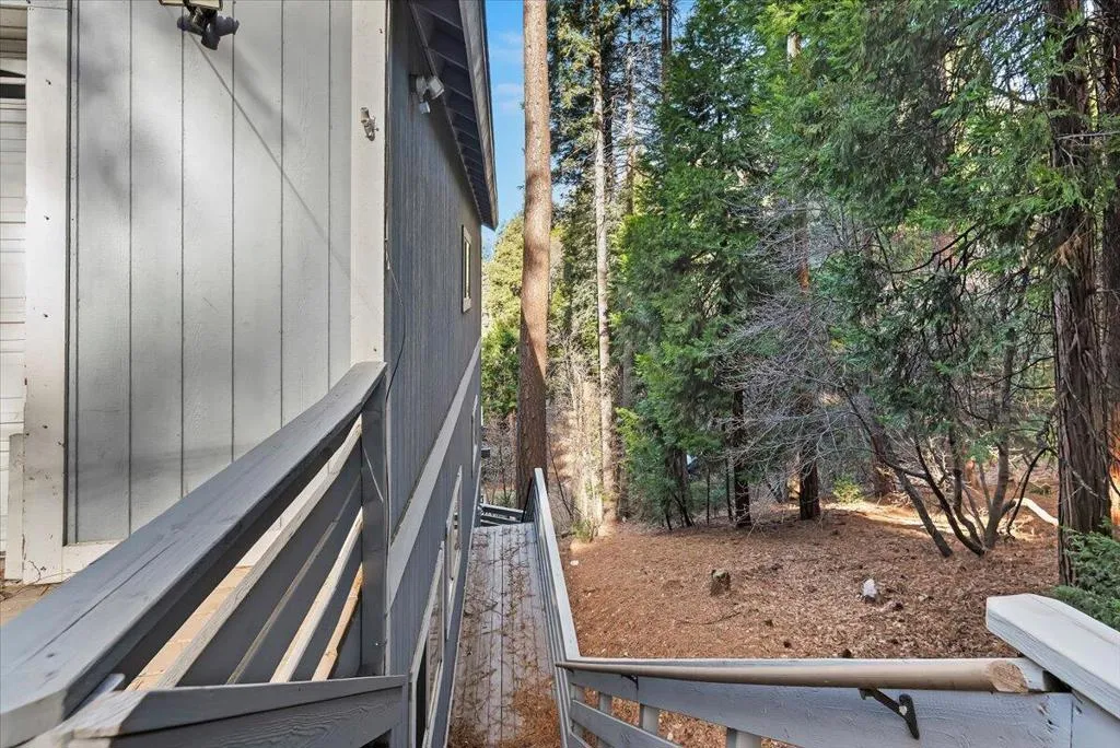 810 Oakmont Lane, Lake Arrowhead, California 92352 home-pic-41