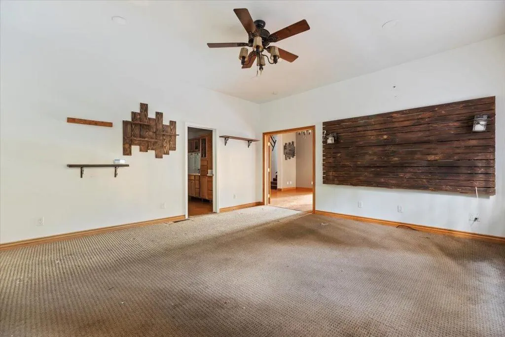 810 Oakmont Lane, Lake Arrowhead, California 92352 home-pic-23