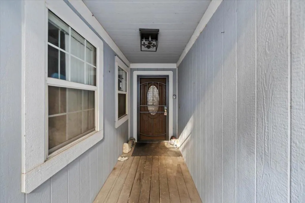 810 Oakmont Lane, Lake Arrowhead, California 92352 home-pic-10